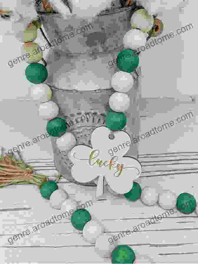 Shamrock Garland With Beads St Patrick S Day Garland: Creative DIY St Patrick S Day Garlands To Decor Your Home: St Patrick S Day Decor Home